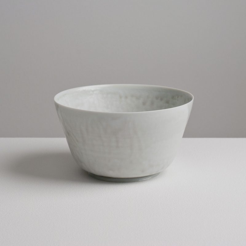 Olen Hsu Translucent Upright Bowl in Pale Blue-Grey Ash Glaze Porcelain Porcelain 16 x 9 cm.