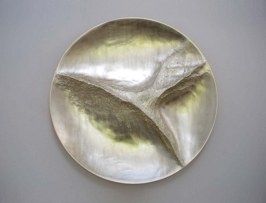 Simon Allen Windhover, 12ct White Gold on Carved Wood Ø136 x 12.5 cm depth