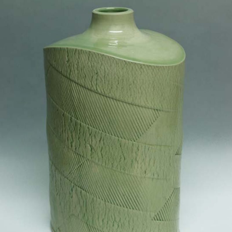 Suleyman Saba SS19_Large vase, green glaze h25 x 16 cm
